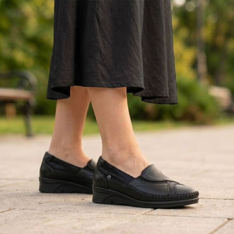 YONCA-H Kadın Deri Ayakkabı Siyah - Forelli (1)